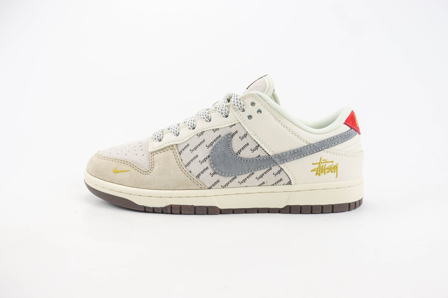 Nike SB Dunk Low x Stussy 65