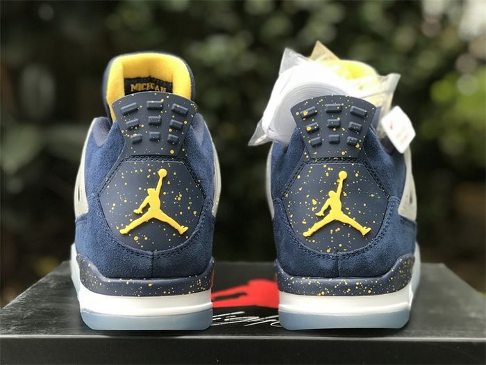 Air Jordan 4 Retro Michigan 