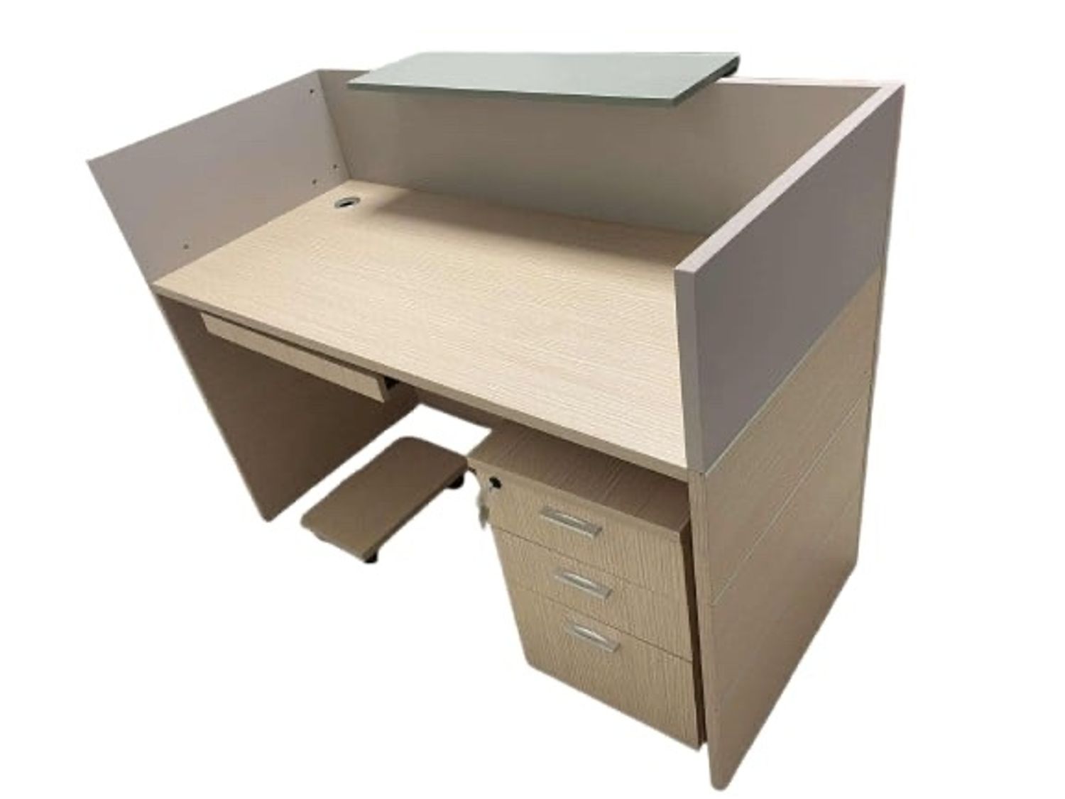 Угтвар ширээ