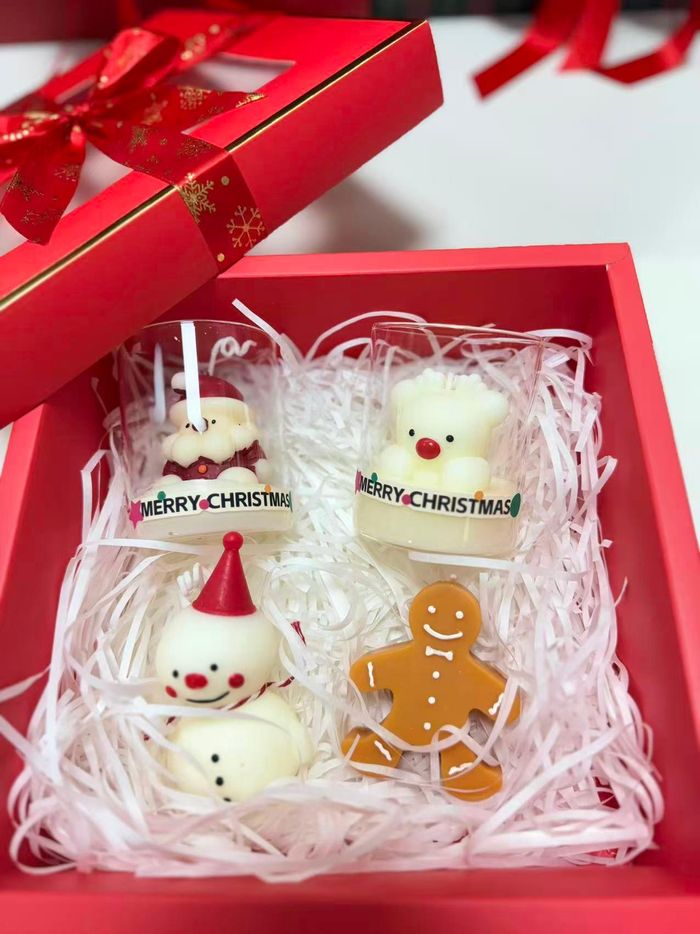 Лааны сэт /4 төрлийн лаа+бэлгийн хайрцаг