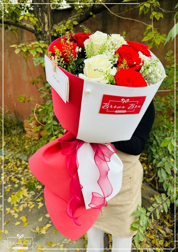 Том баглаа- Сарнай