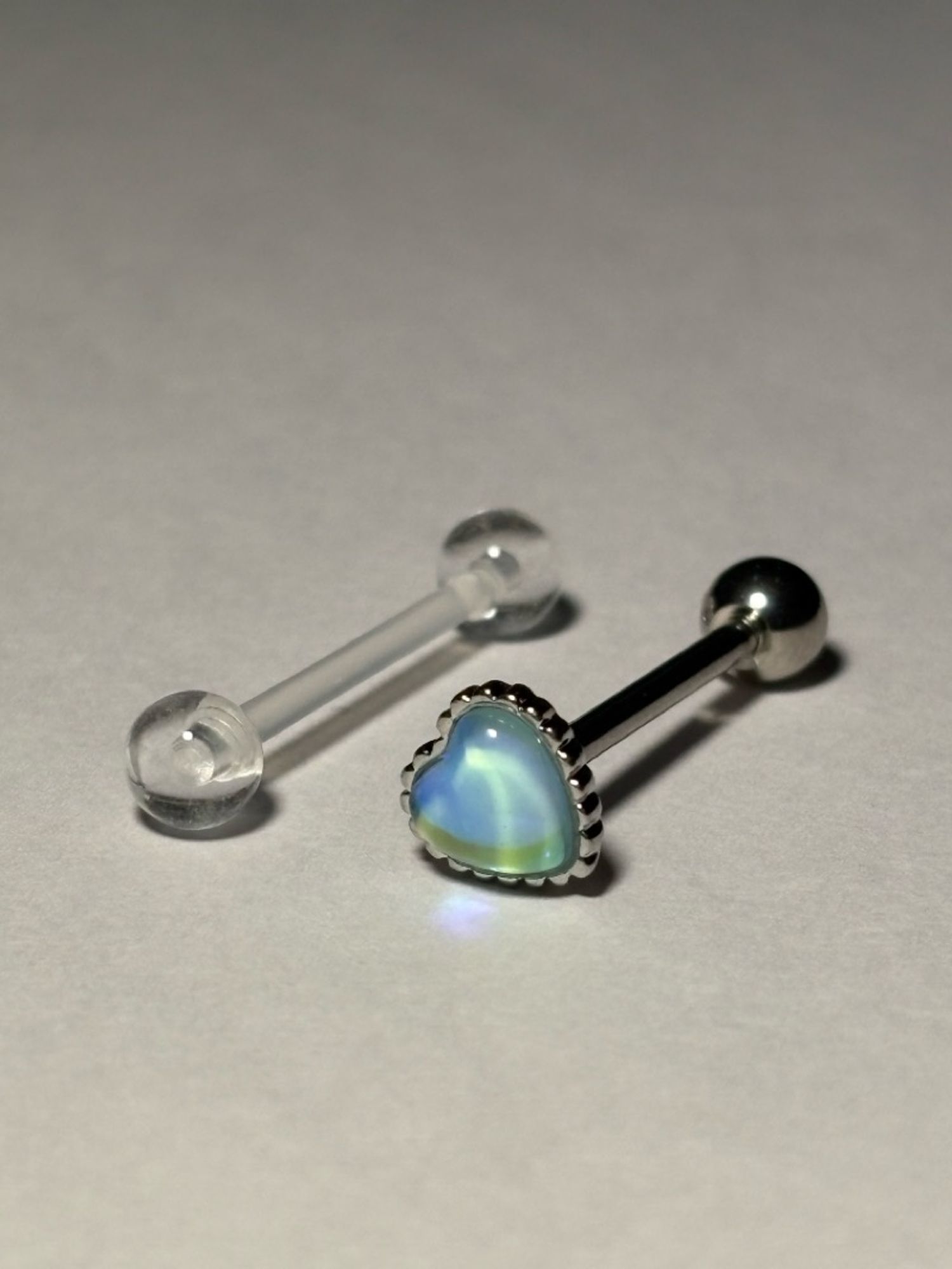 Хэлний ээмэг