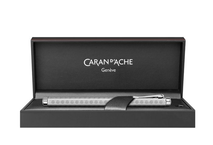 Caran d'Ache  ECRIDOR™ HERITAGE Platinum Fountain Pen 