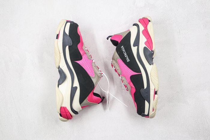 Balenciaga Wmns Triple S 'Fluo Pink'