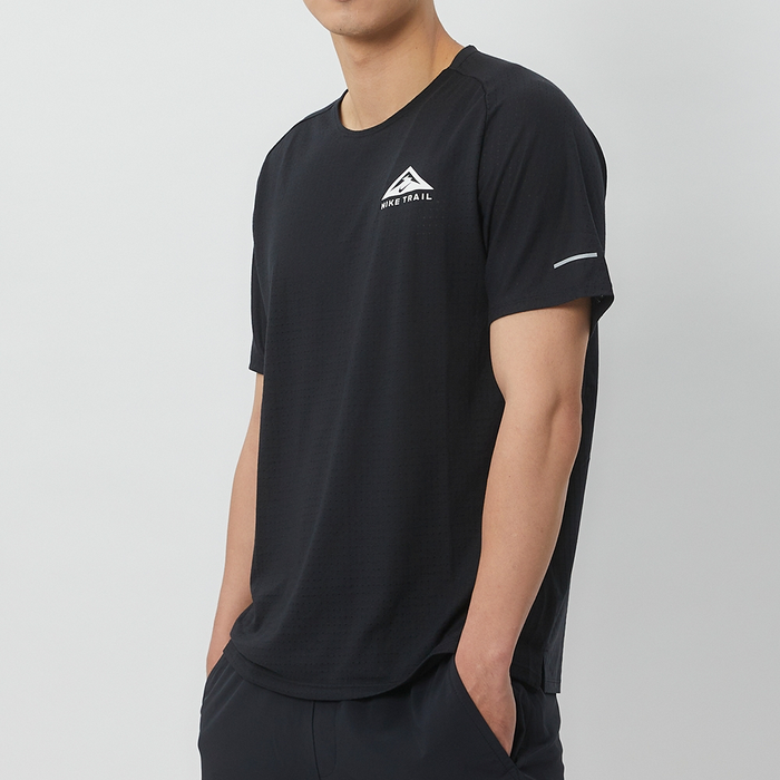 NIKE TEE