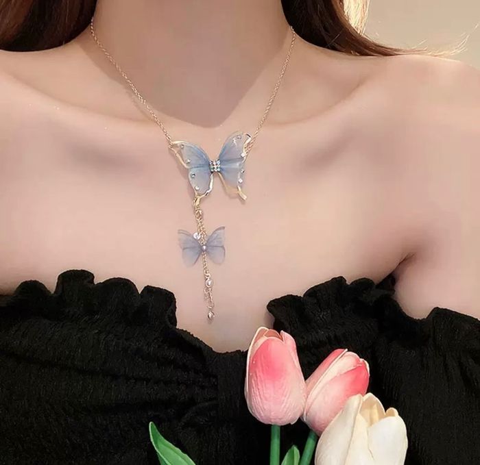 Эрвээхийтэй чокер