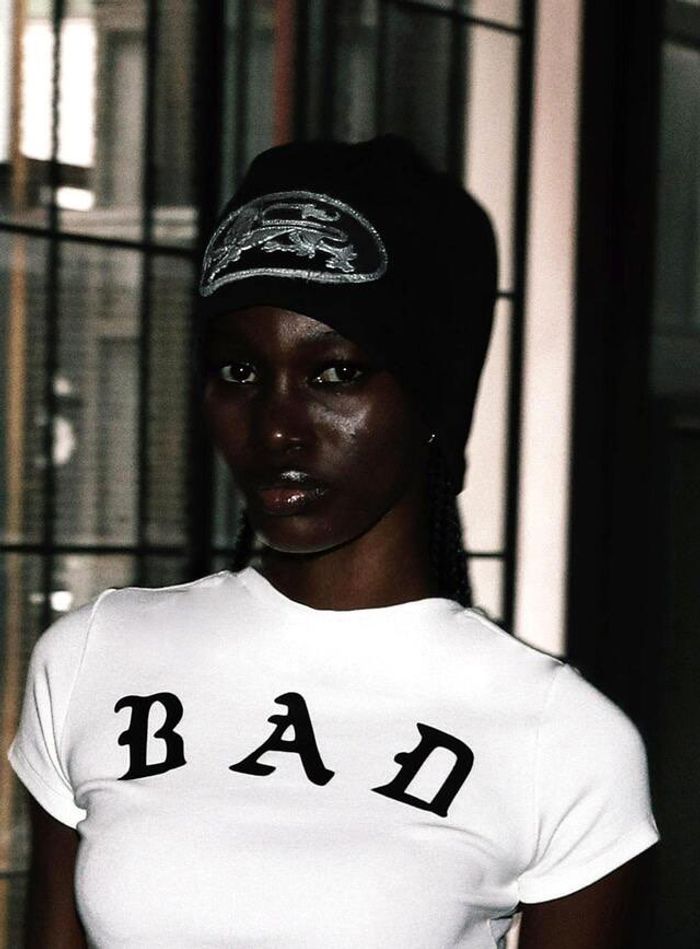 Lion Patch Beanie - Washed Black