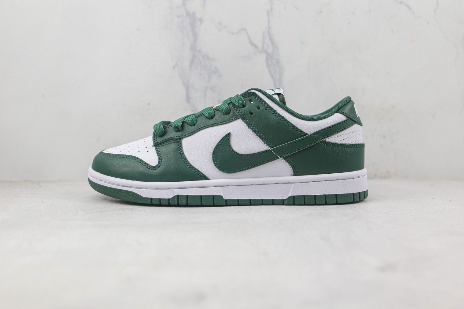 Dunk Low Varsity Green