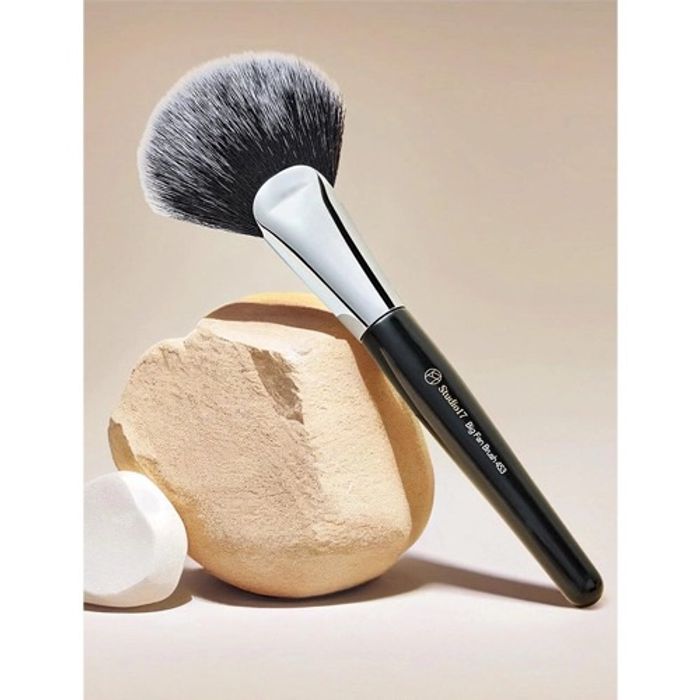 Big fan brush 453