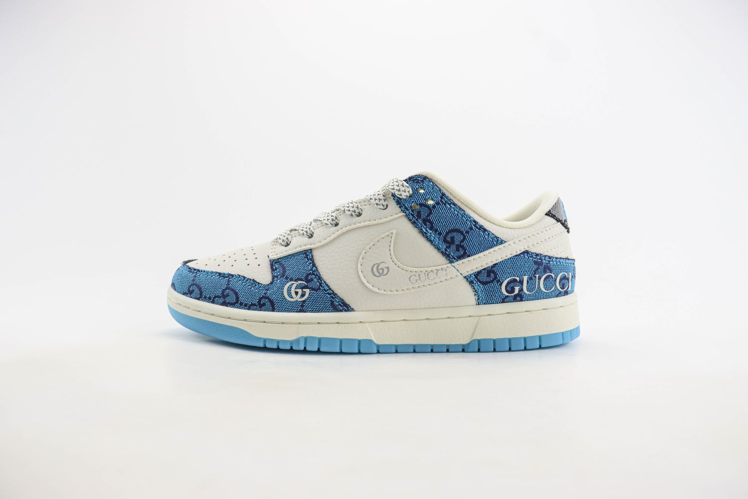  Nike SB Dunk Low x Gucci 23