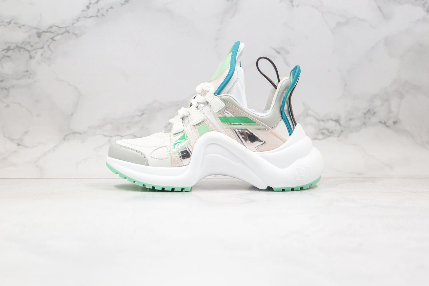 Louis Vuitton Archlight Modelo  white  green