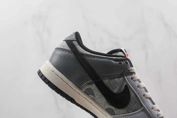 Nike Dunk Low SE Copy Paste