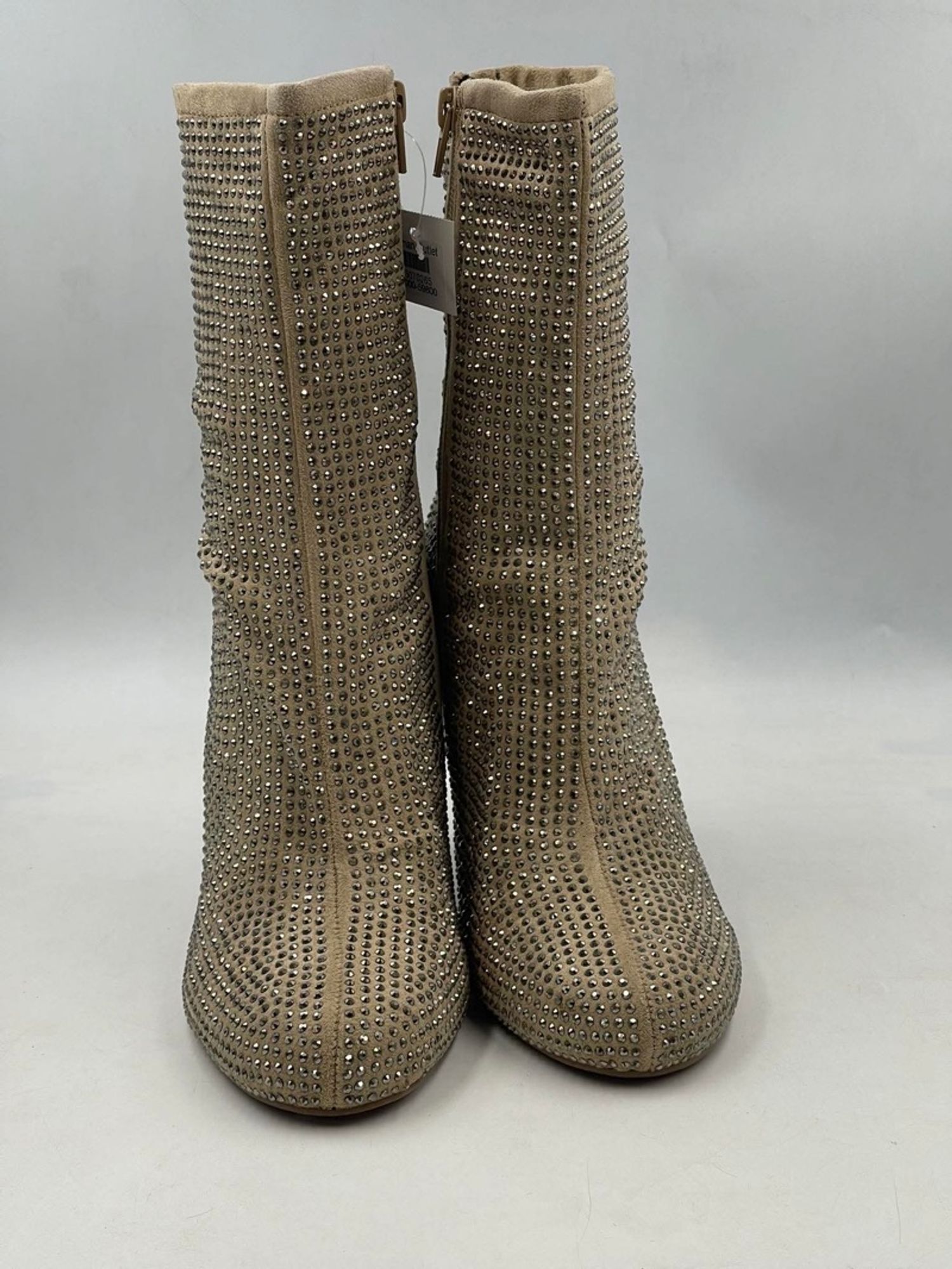 River island шаргал