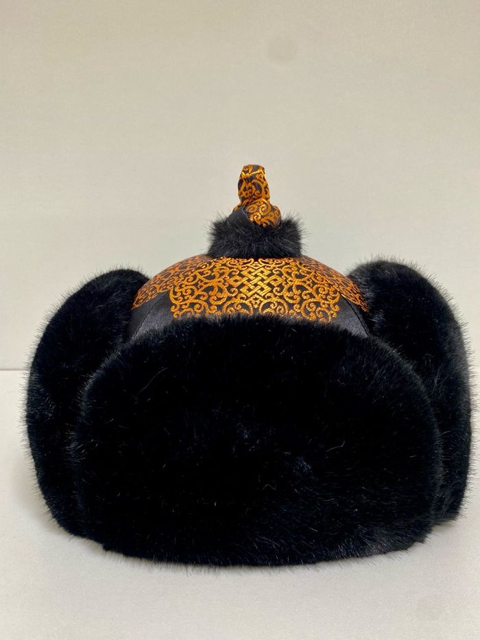 Өвлийн үстэй малгай