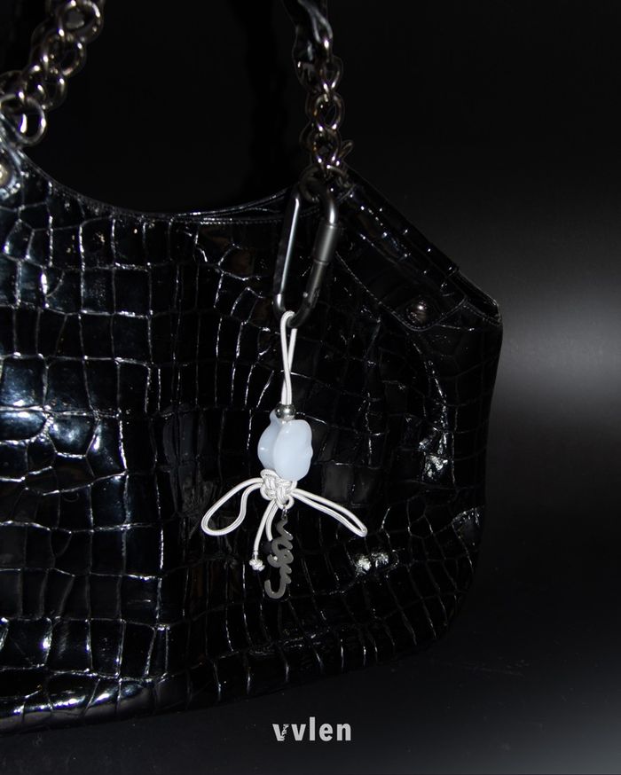 'Шагайтай Keychain' Grey