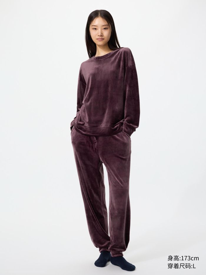 UNIQLO гэрийн хамбан хослол