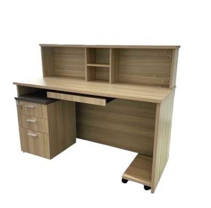 Угтвар ширээ