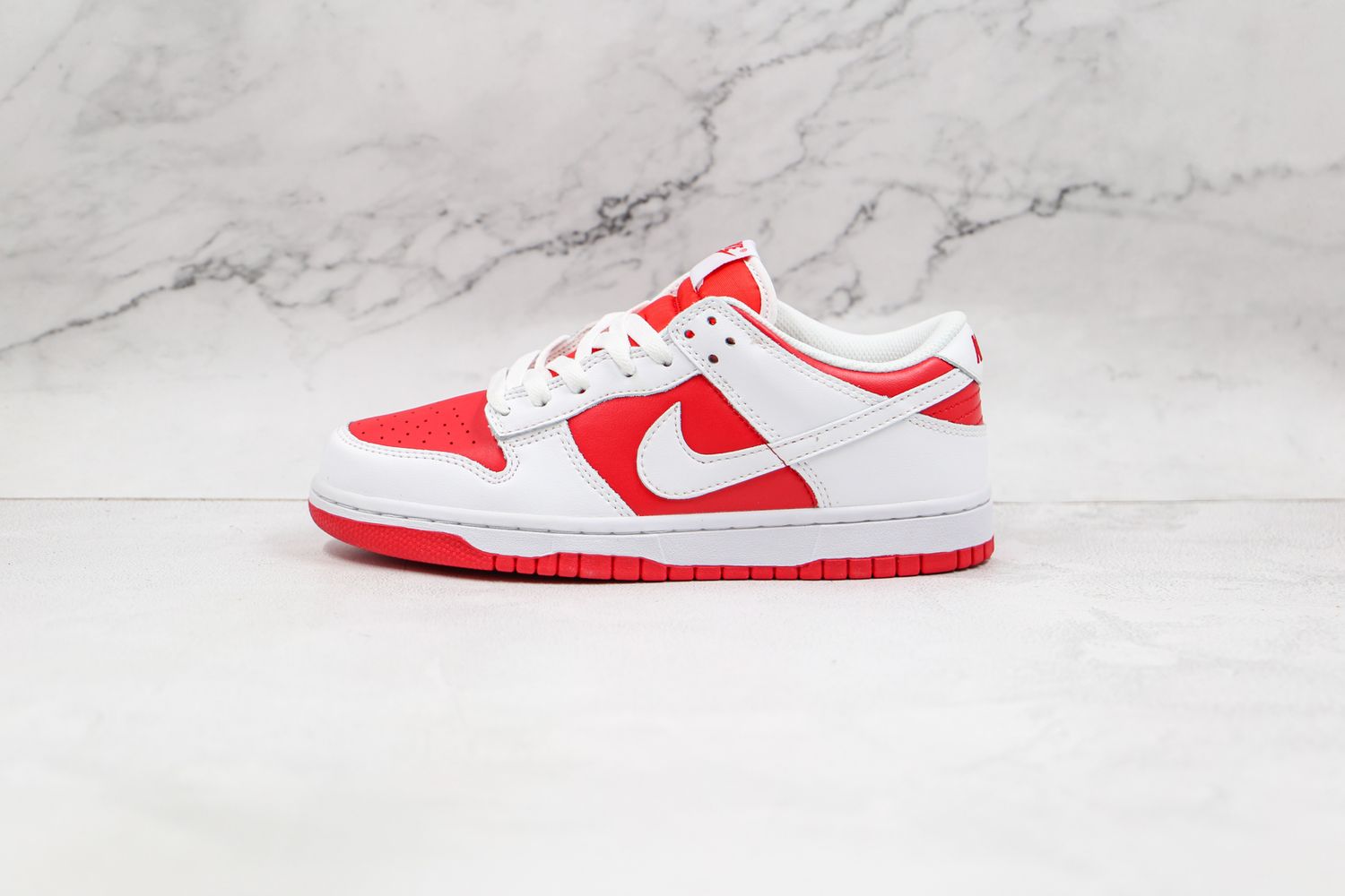 Nike Dunk Low “University Red”