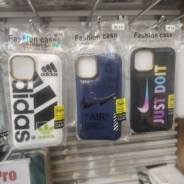 iPhone 11 Зурагтай Бөмбөгөр Кэйс