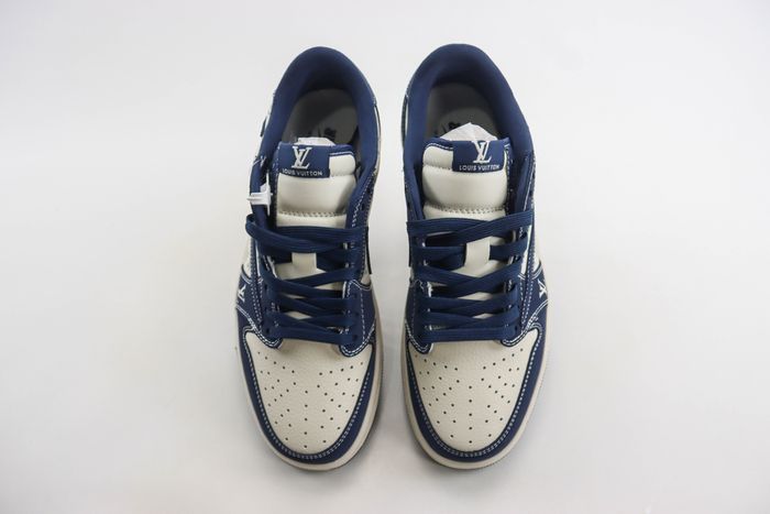 LV x Nike Jordan 1 Low x Travis Scott Fragment 16