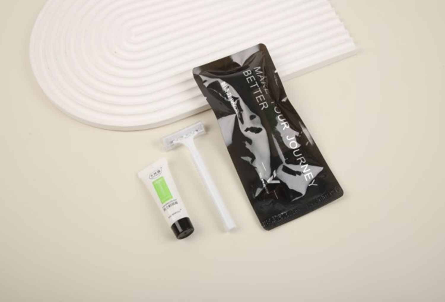 Долоо хоногийн загвар + 10 гр Kafankou сахлын хөөс