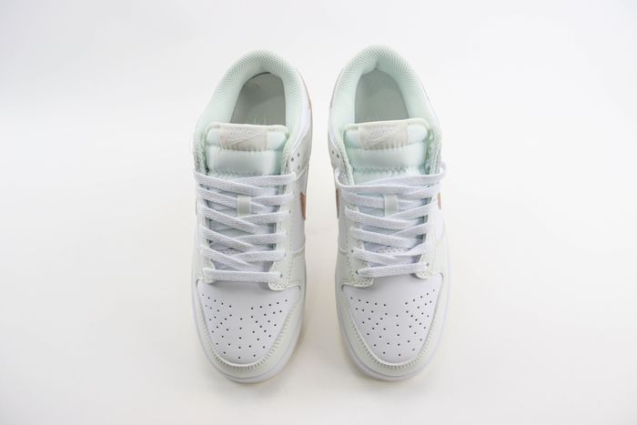 Dunk Low GS 'White Metallic Red Bronze'