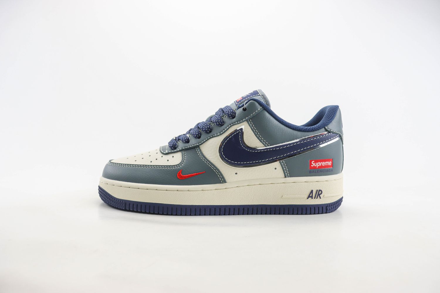 Nike Air Force 1 Low x Supreme 22