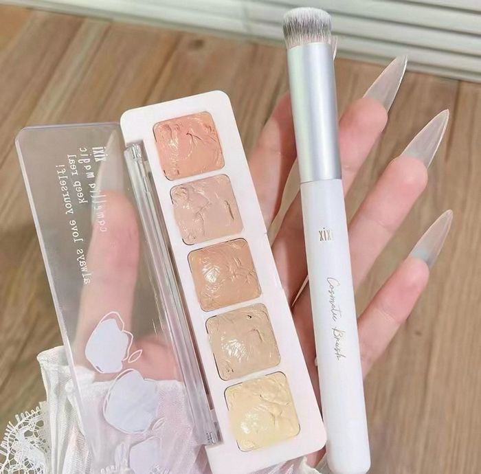 Concealer 