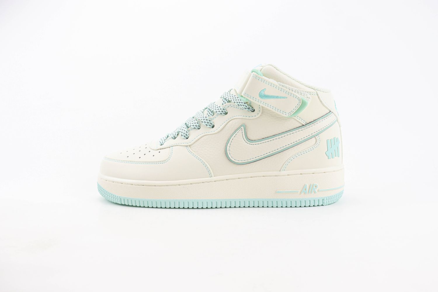 Nike Air Force 1 Mid x Undefeated 14