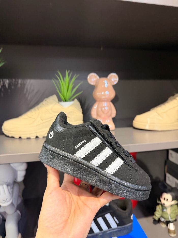 Adidas Campus Black Lightning