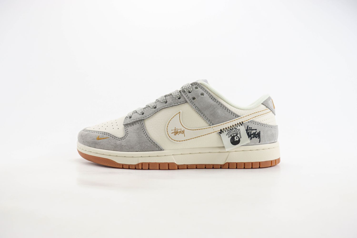 Nike SB Dunk Low x Stussy 47