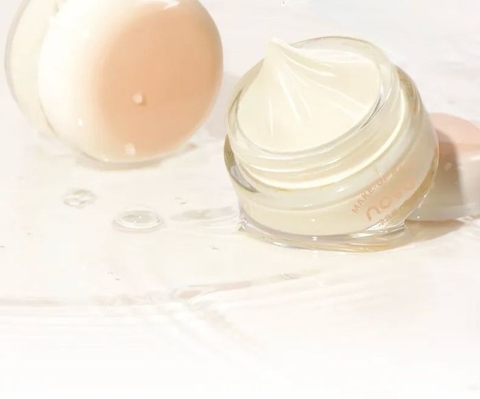 NOVO make up base N02