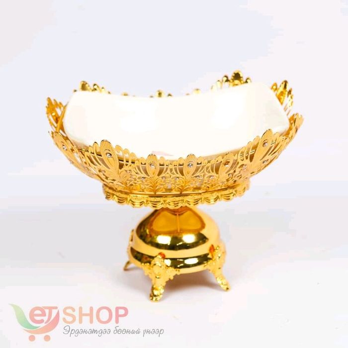 Шаазан чихрийн таваг