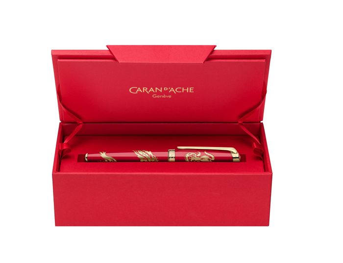Caran d'Ache Red DRAGON Fountain Pen Limited Edition 