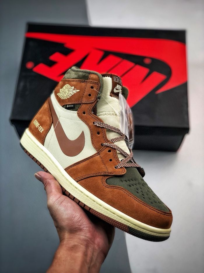 Air Jordan 1 Gore-Tex “Legend”