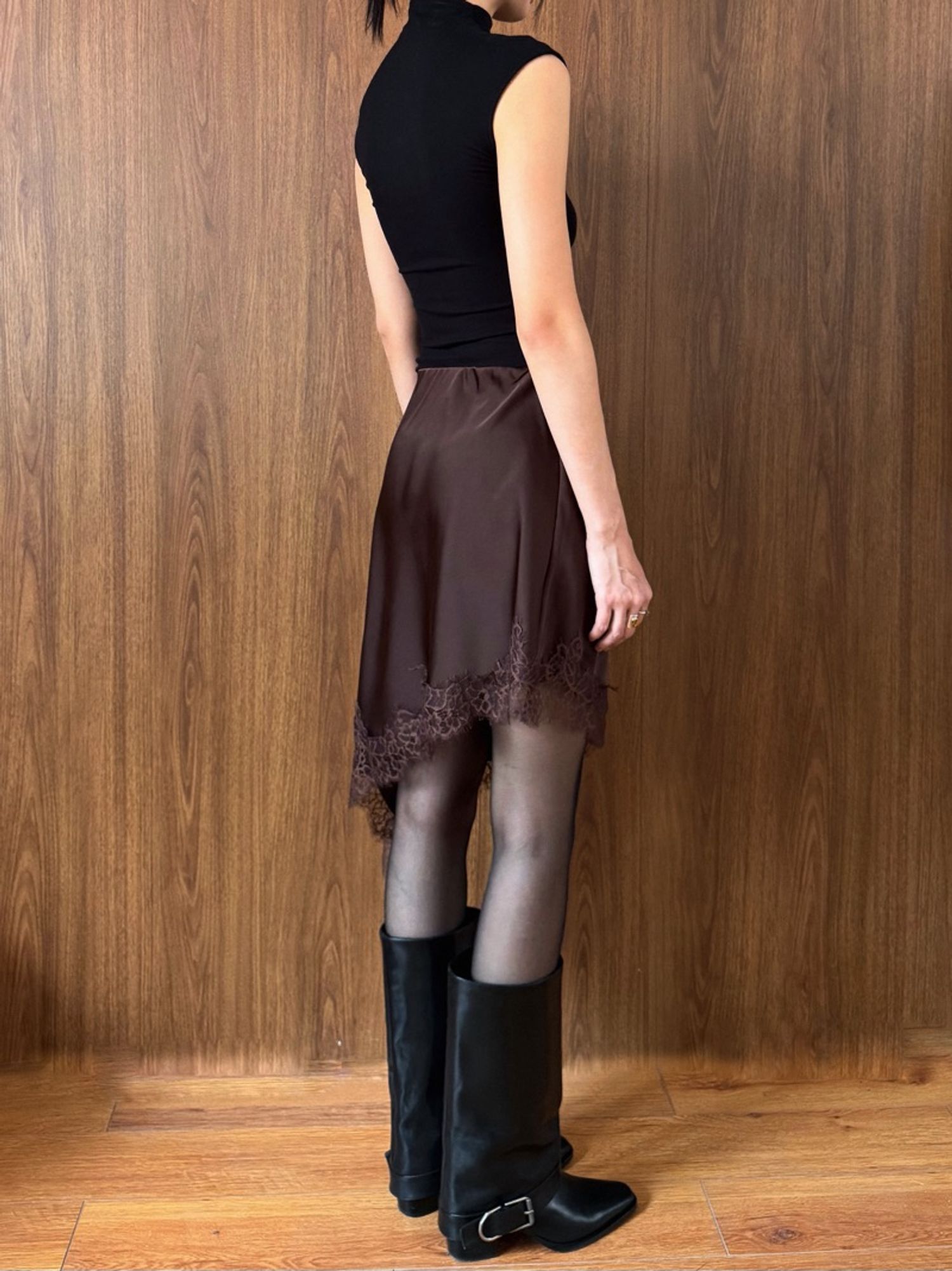 https://cdn.zochil.shop/6d8c1129-3f6c-497c-9ec4-69156b8bd05c_t1500.jpg