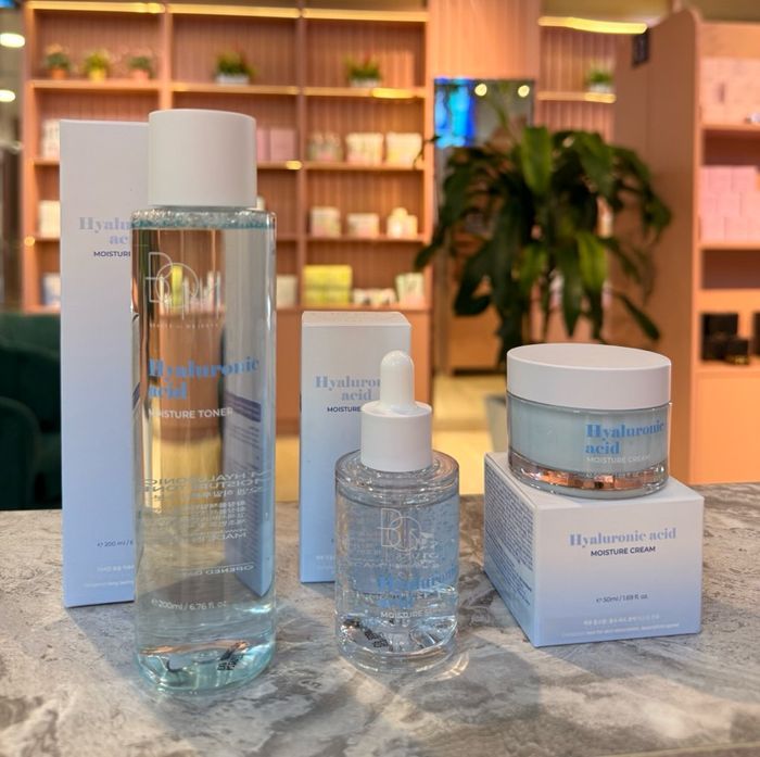 BOM Hyaluronic Acid Moisture 3 сет+ Зөгийн бал, Сүүтэй маск /10ш/бэлэгтэй