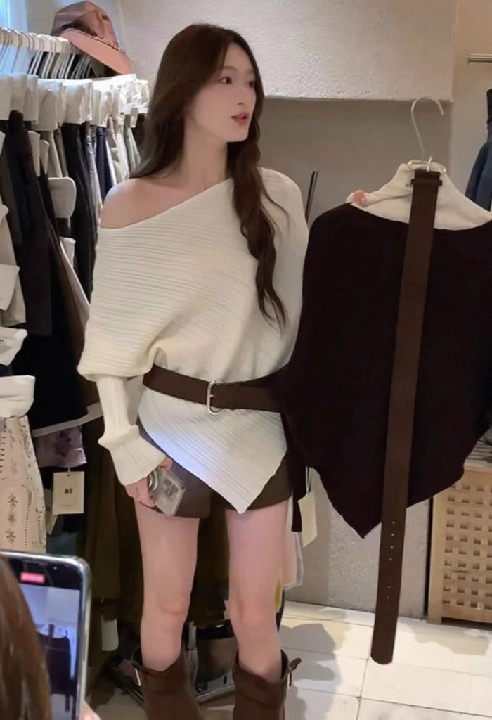 Илгэн бүстэй мөр гардаг цамц