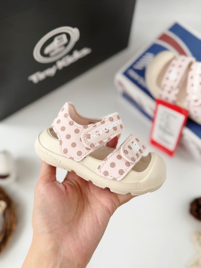 New Balance 809 Sandal Dots