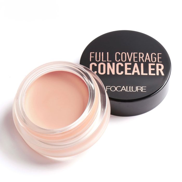 Full coverage concealer