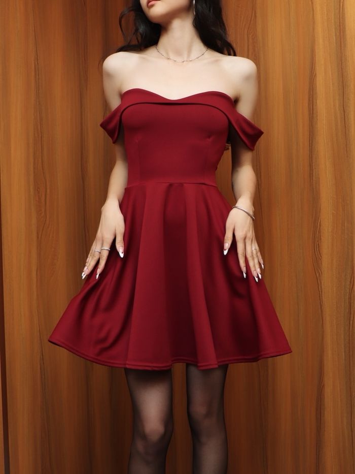 Shoulder off A line mini dress