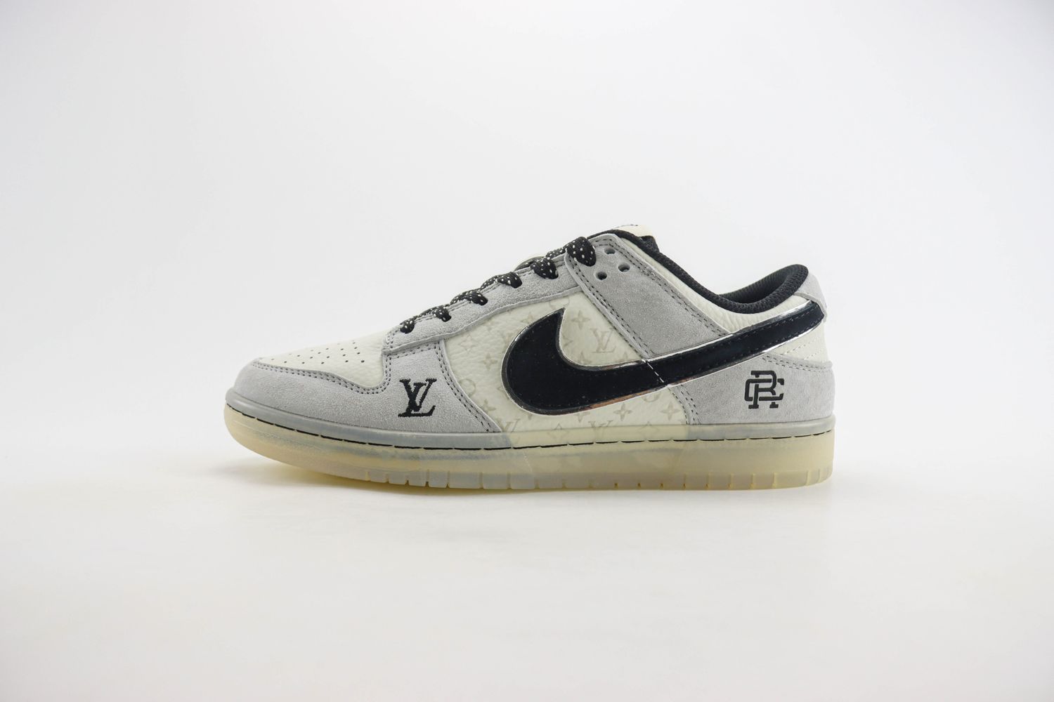 Nike SB Dunk Low x LV 45 