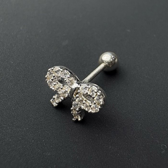 Мөгөөрсний ээмэг