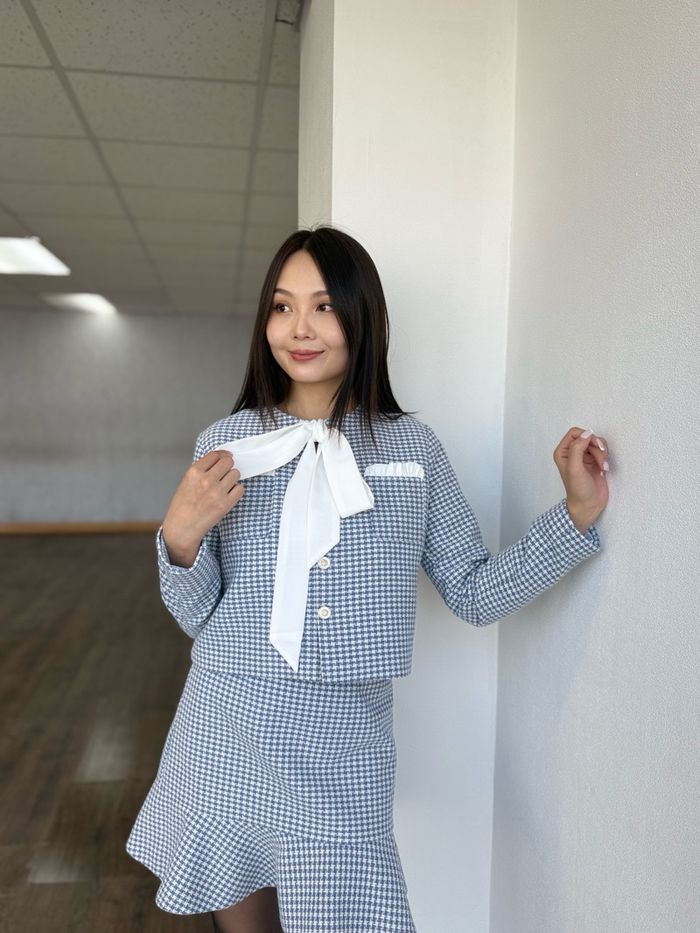 Тансаг цэнхэр твид хослол