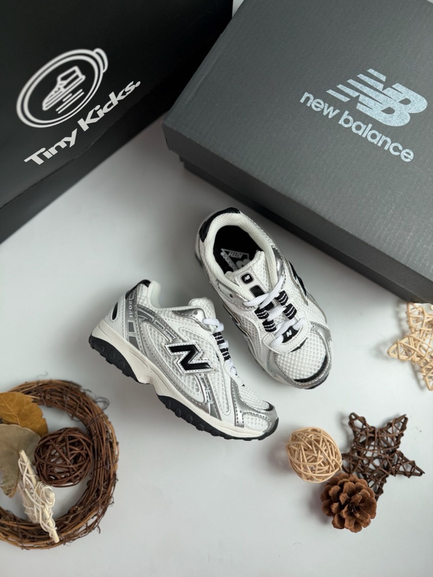 New Balance 204L White Black