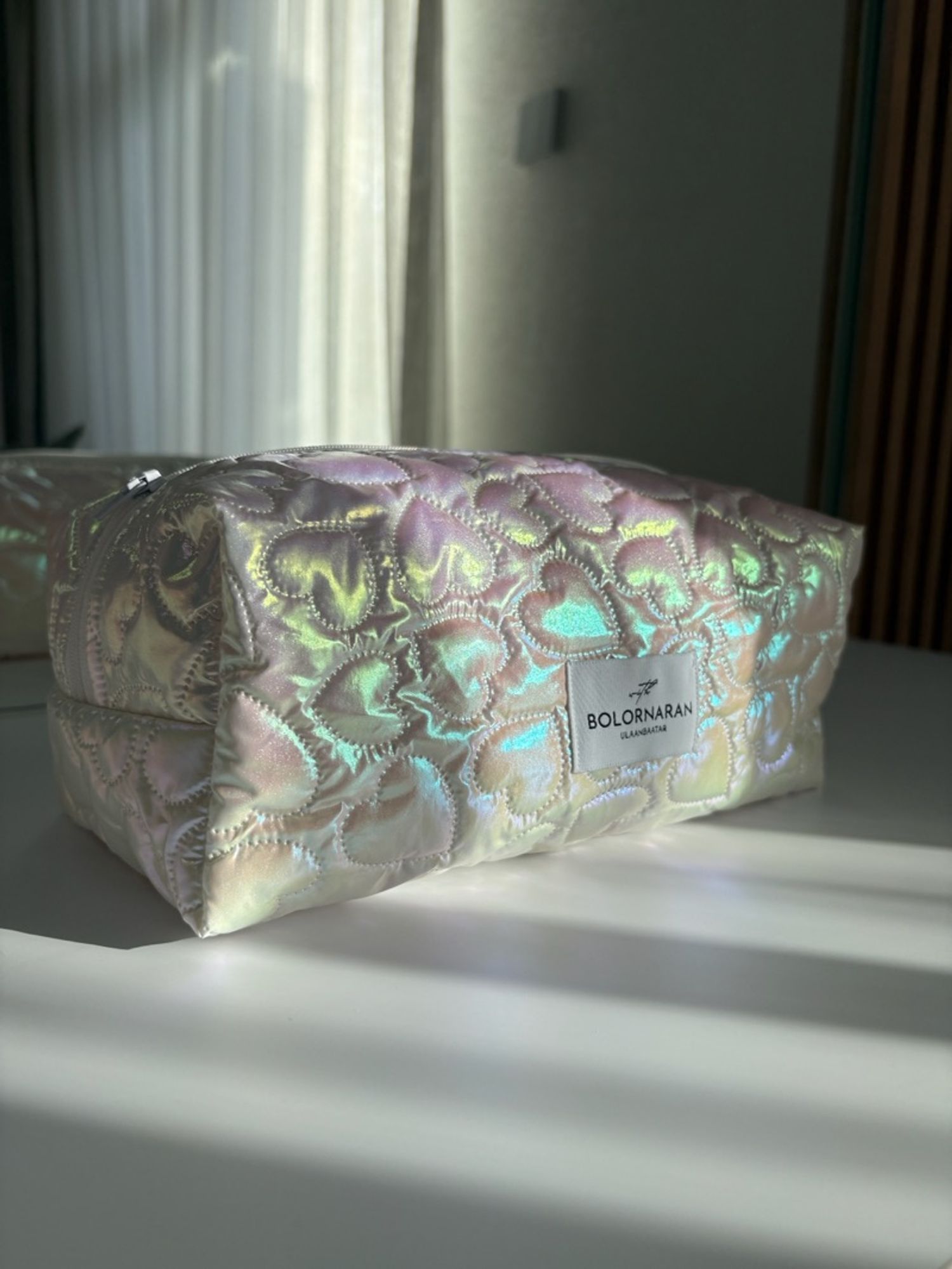 Зүрхэн цагаан гялтгар