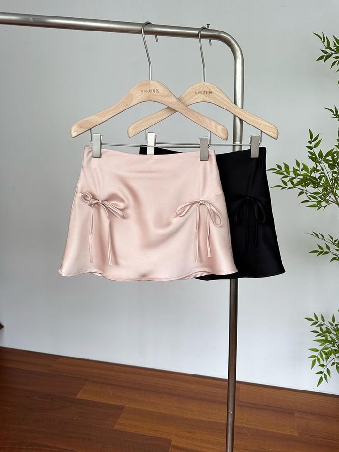 silk skirt