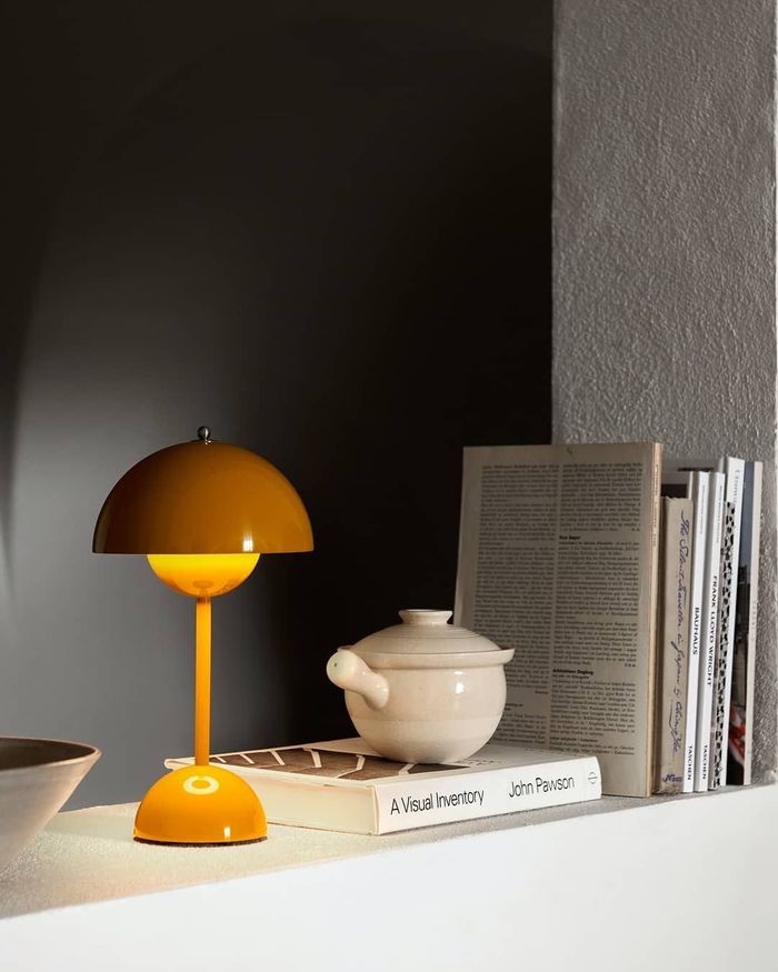 Yellow mushroom lamp