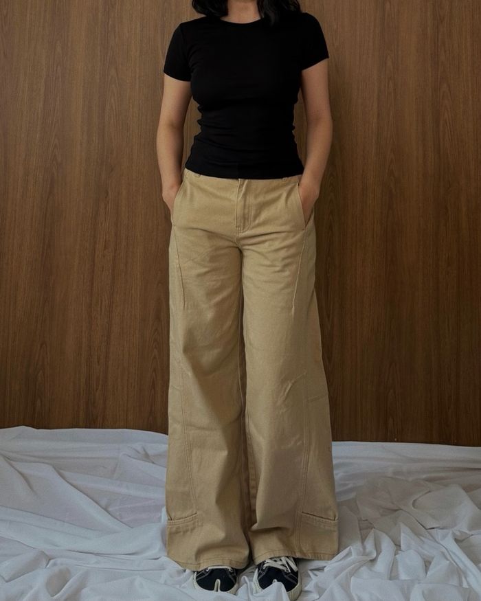 SLIM-FIT STRETCH T-SHIRT / BLACK