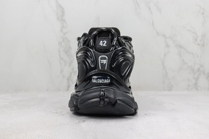 Balenciaga  7.0 Runner